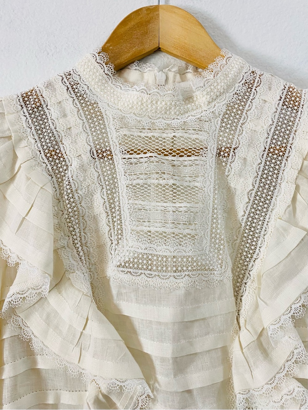 Zimmerman Allia Pintuck High Neck Linen Top Ivory Size 1 US 6 Ruffle Lace Luxury - Picture 6 of 16